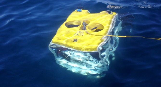 ROV Remotely operated vehicle